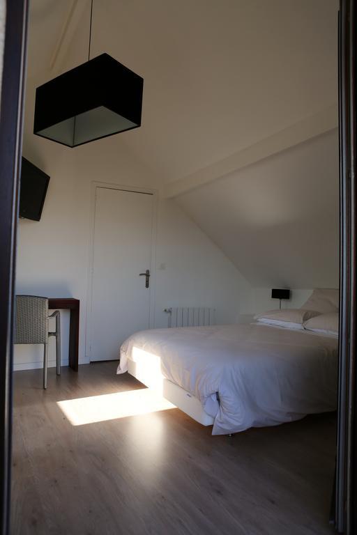 Hotel Du Côté De Chez Jos Bezons Esterno foto